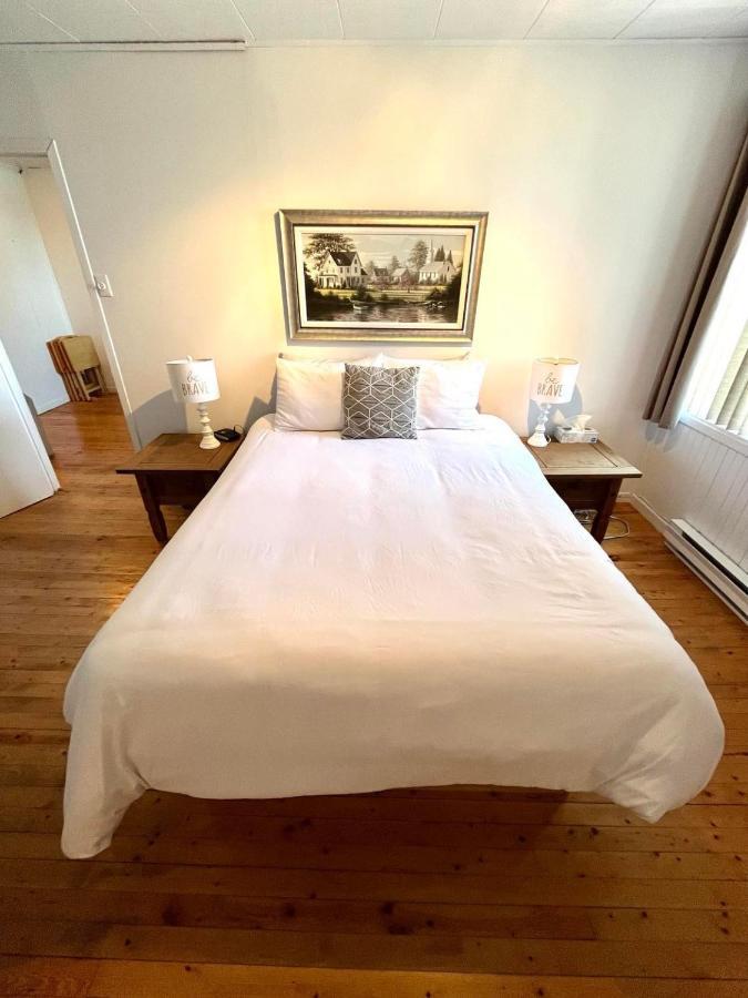 Les Appartements Du Vieil Edifice Metabetchouan エクステリア 写真