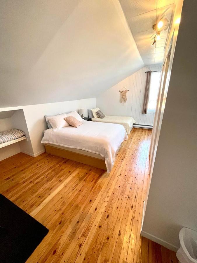 Les Appartements Du Vieil Edifice Metabetchouan エクステリア 写真
